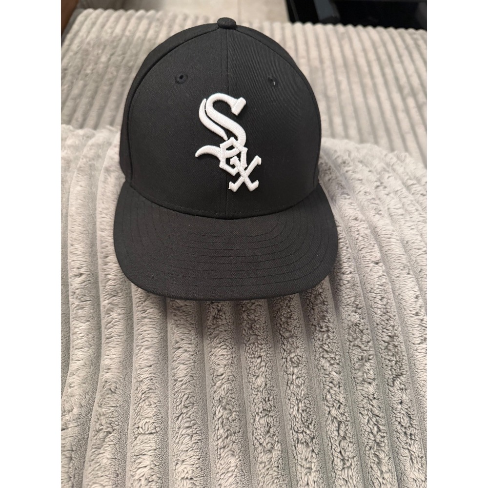 New Era 59FIFTY Low Profile Chicago White Sox Fitted Hat Black MLB Cap 7 3/8